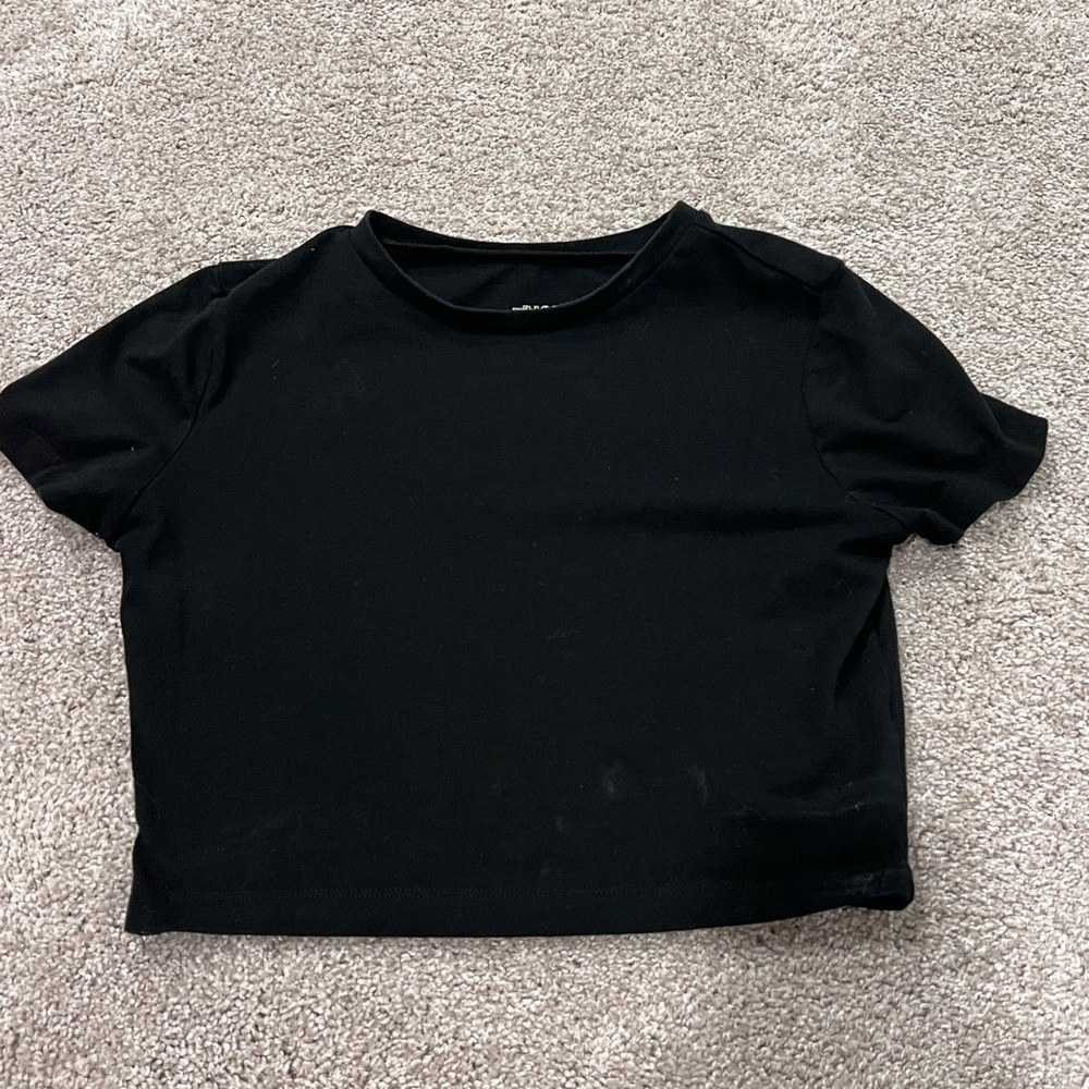 Women’s wild fable cropped tshirt